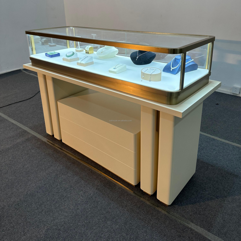 Maßgefertigter Edelstahl-Schmu – Luxury Watch Store Bewertung und Preis